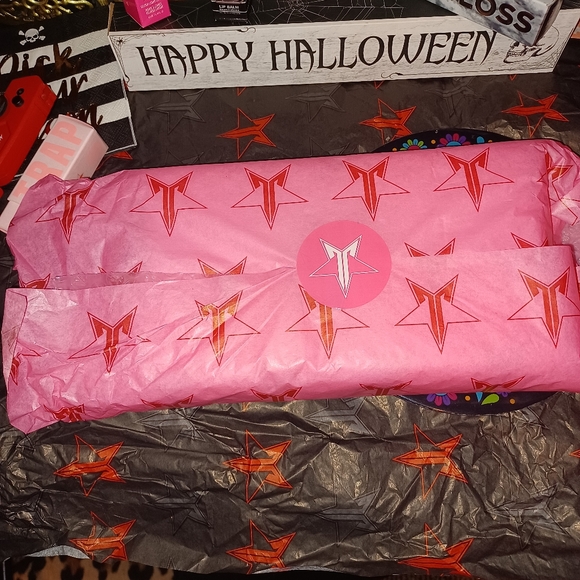 Jeffree star blood sugar anniversary edition - Picture 2 of 2
